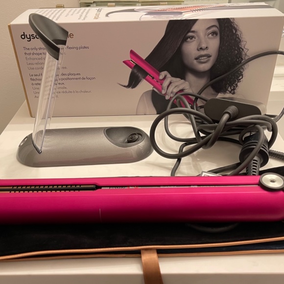 Dyson Coralle - Picture 3 of 3